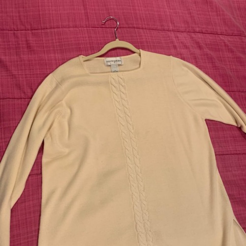 Beautiful Bloomingdale Cable Sweater